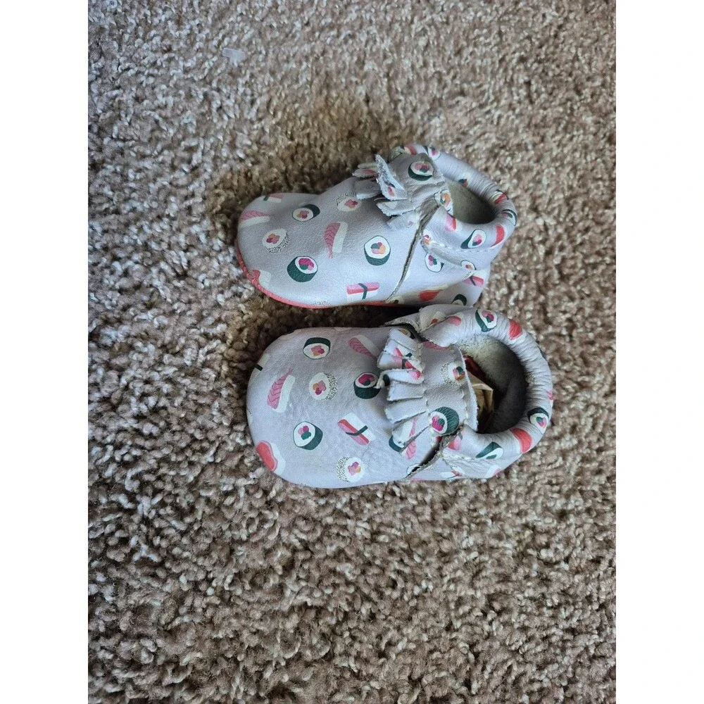 Freshly Picked baby leather moccasins sushi size 2 infant
